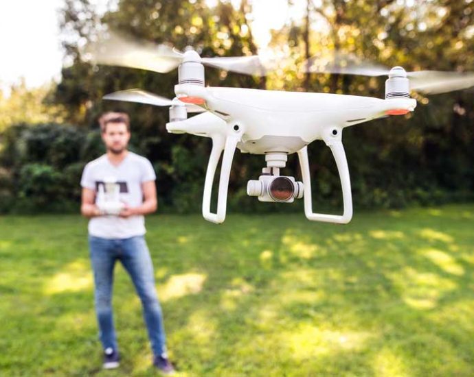 Quelles sont les obligations à respecter pour faire fonctionner un drone ?