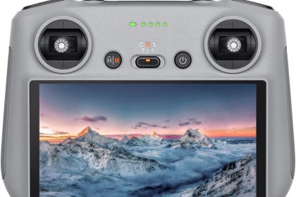DJI RC 2-processeur de Nouvelle génération, Transmission O4 20 km, écran FHD 5,5 Pouces, antennes 2T4R, Smart Controller pour Drones, léger et Compact